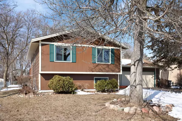 Shoreview, MN 55126,5895 Kitkerry CT N