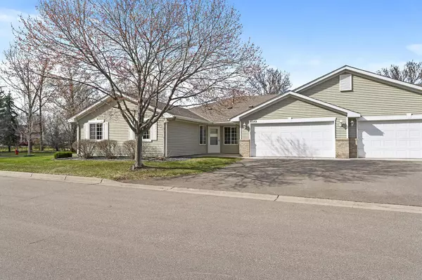 8549 Stratford LN, Brooklyn Park, MN 55443