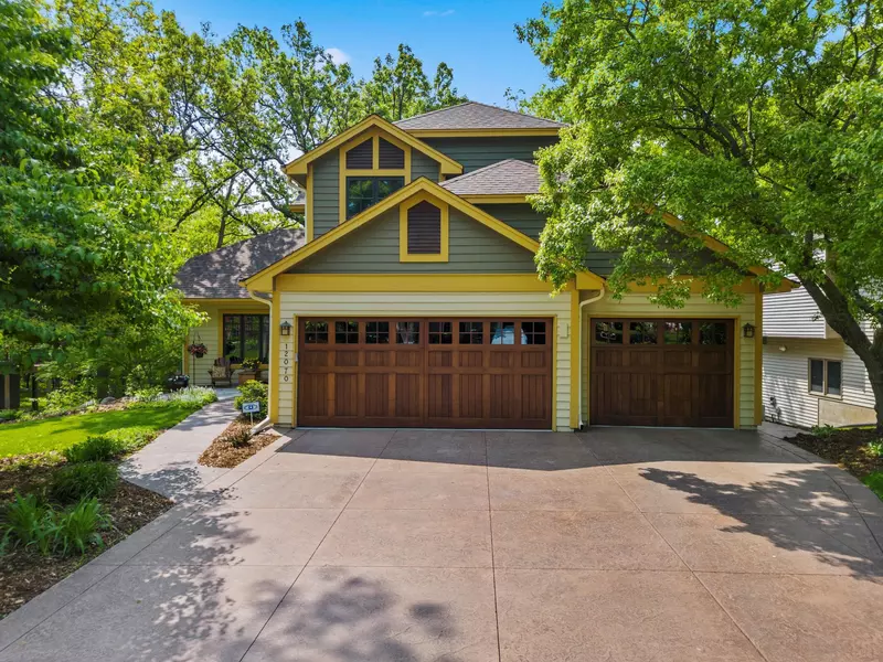 12070 Gantry CT, Apple Valley, MN 55124