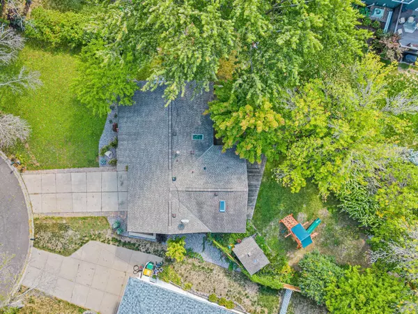 New Hope, MN 55427,3244 Ensign CT N