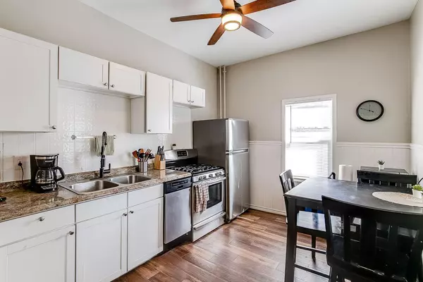 Minneapolis, MN 55418,1000 26th AVE NE