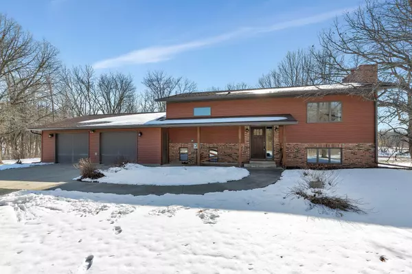 15548 Old Lake RD,  Paynesville Twp,  MN 56362