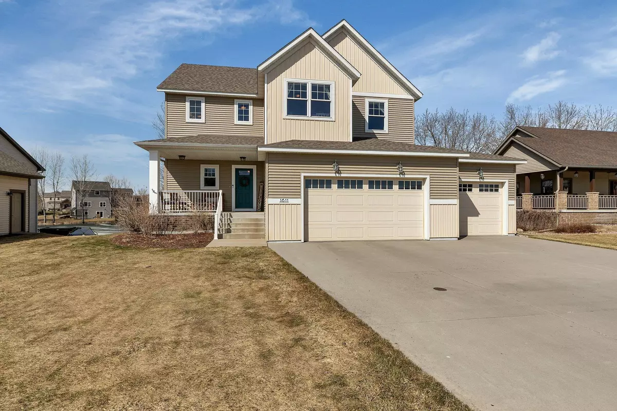 Sartell, MN 56377,1611 Pebble Creek DR