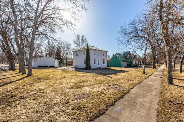 Hawley, MN 56549,720 6th ST