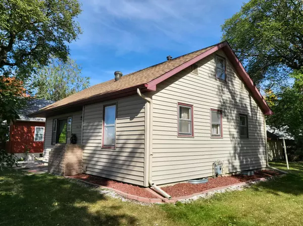 Fergus Falls Twp, MN 56537,815 S Peck ST