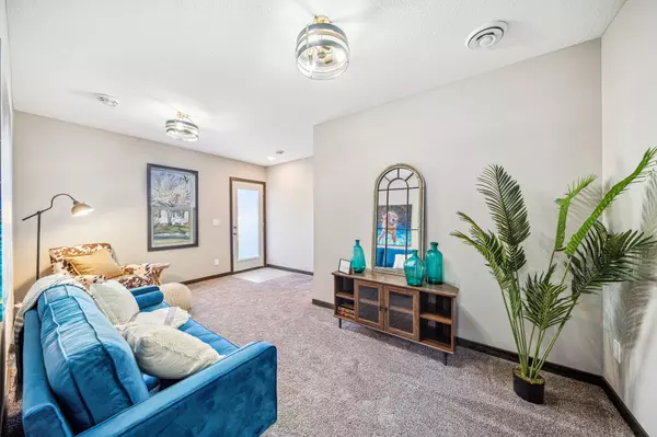 Crystal, MN 55429,5724 Quail AVE N