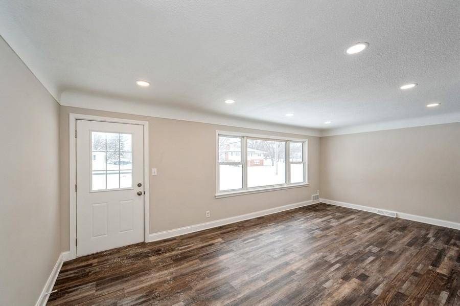 Fridley, MN 55432,1054 64th AVE NE