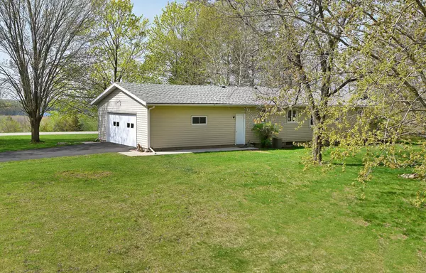 Faribault, MN 55021,15500 Elmore AVE