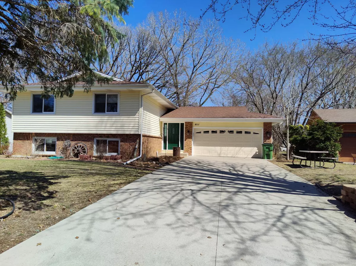 Fridley, MN 55432,8111 Fairmont CIR NE