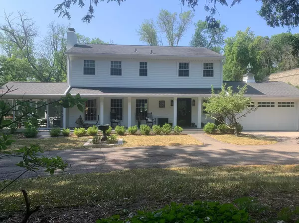 Orono, MN 55391,625 Old Long Lake RD