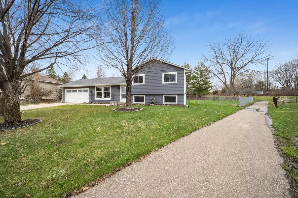 Eagan, MN 55122,1756 Forssa WAY