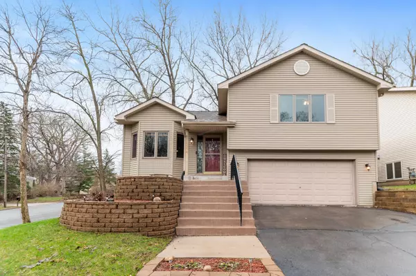 West Saint Paul, MN 55118,464 Haskell ST E