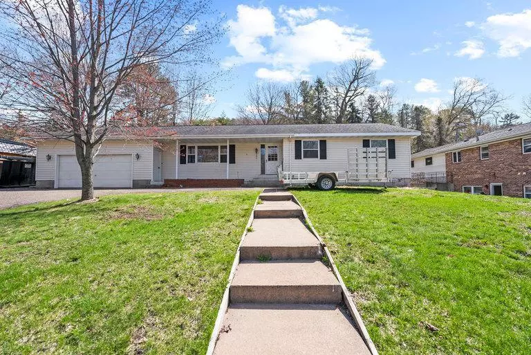 Saint Croix Falls, WI 54024,336 Washington ST S