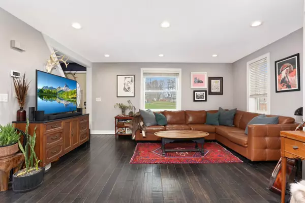 Cologne, MN 55322,210 Playhouse ST W