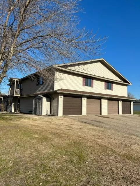 Marshall, MN 56258,1011 Boxelder