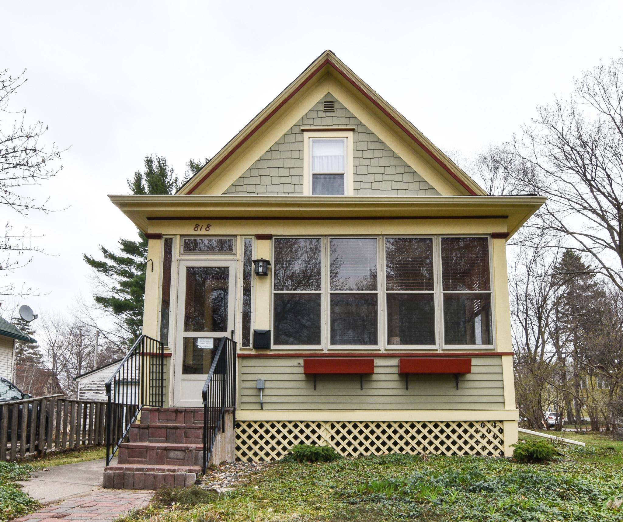 818 Winslow AVE, Saint Paul, MN 55107