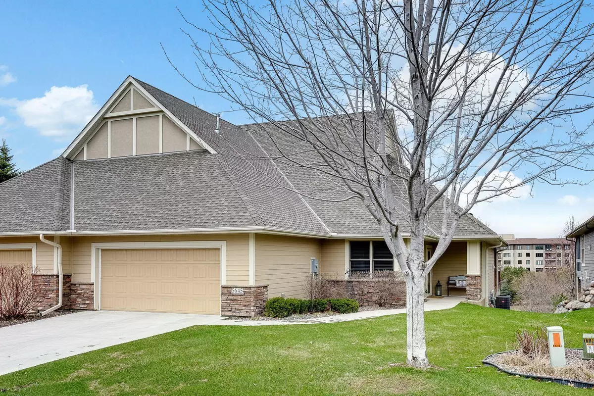 Plymouth, MN 55446,5645 Fernbrook CT N