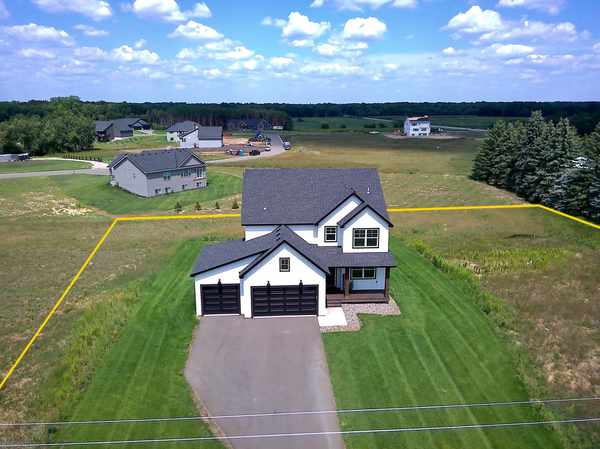 2513 153rd Ave NE, Ham Lake, MN 55304