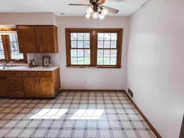 Princeton, MN 55371,706 8th AVE S