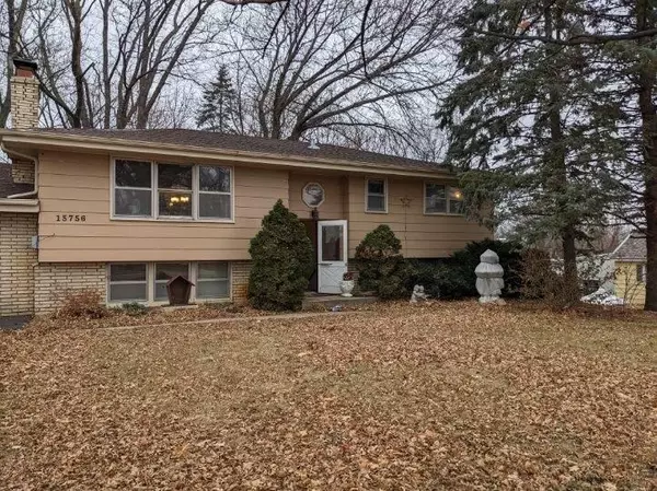 15756 Marystown RD, Shakopee, MN 55379