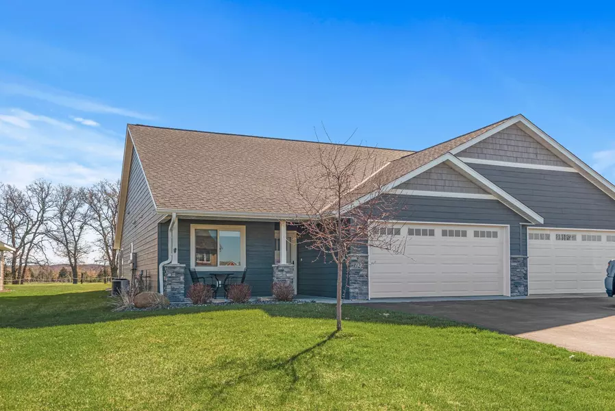 622 Kreekview DR, Osceola Twp, WI 54020