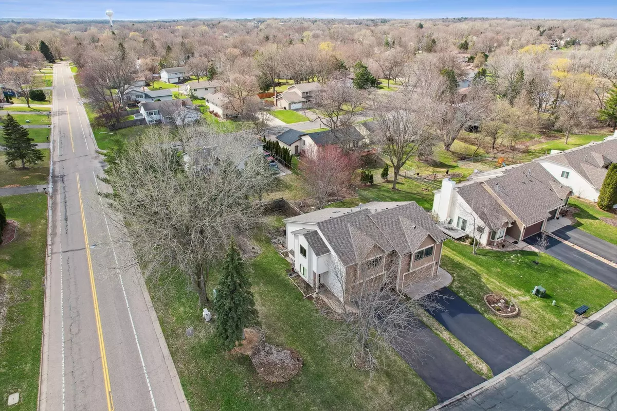 Vadnais Heights, MN 55127,4323 Heritage DR