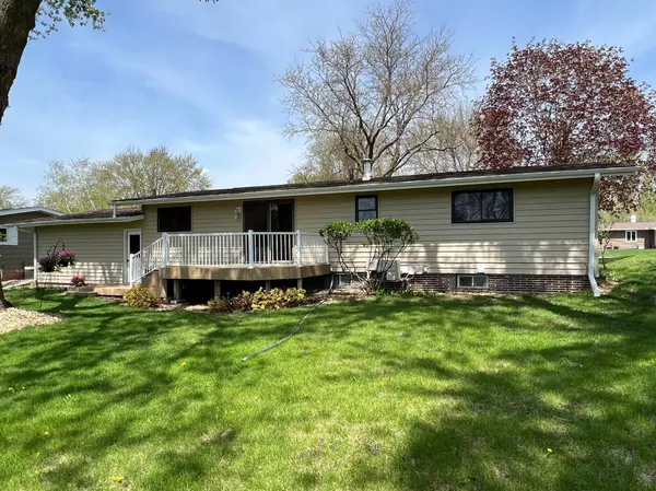 Fairmont, MN 56031,155 W Interlaken RD