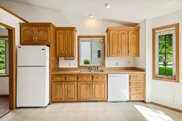 Coon Rapids, MN 55433,10542 Redwood ST NW