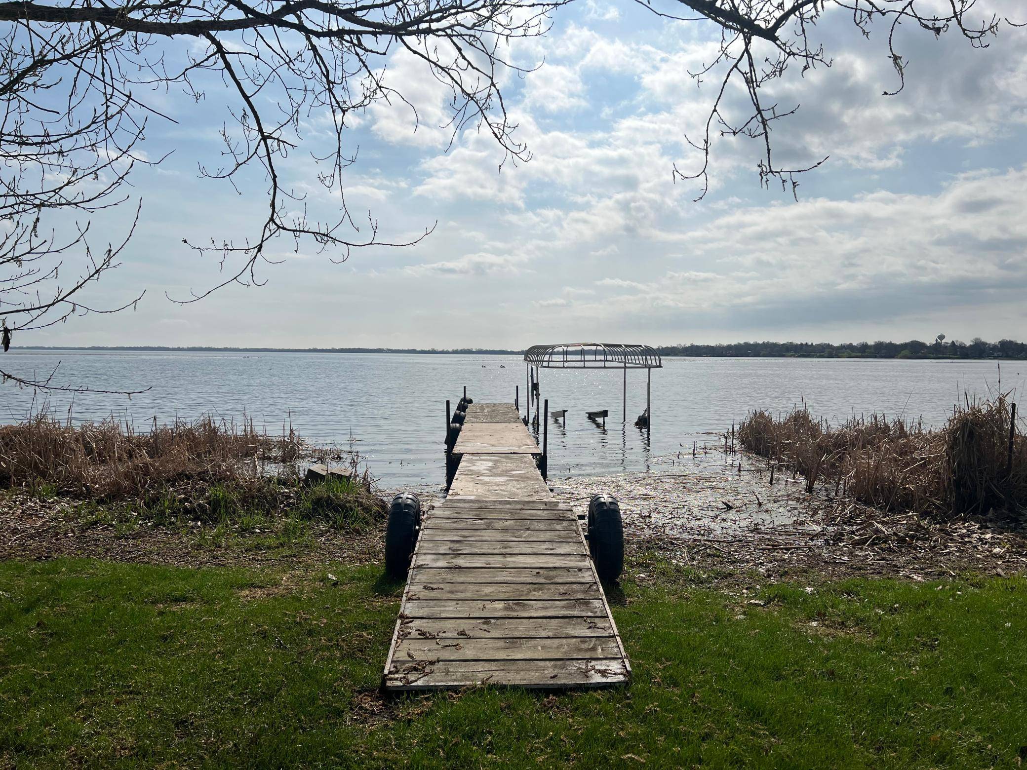 Osakis Twp, MN 56360,1385 Trisco Cove CT SE