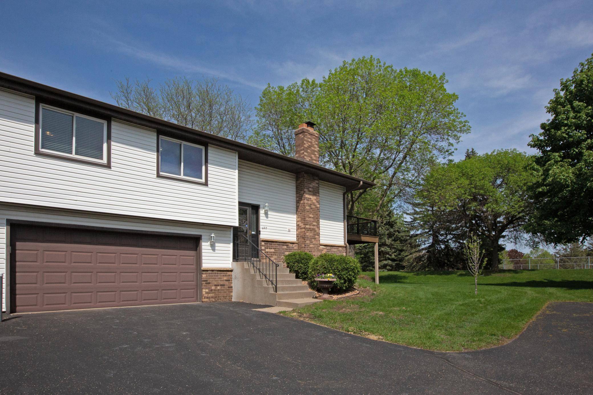 Burnsville, MN 55337,697 E 143rd ST
