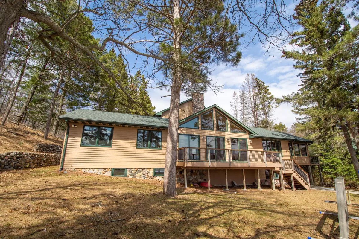 Ponto Lake Twp, MN 56474,949 N Northwoods DR NW