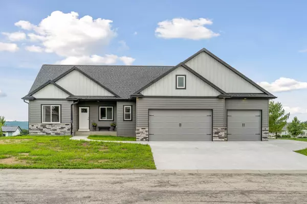 17108 Hilltop LN SE, Chatfield Twp, MN 55923