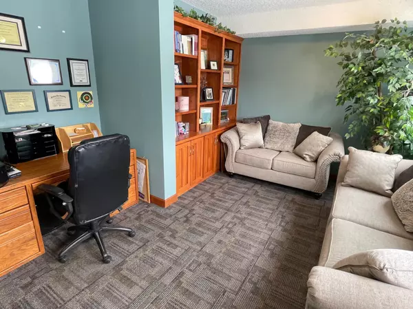 Saint Cloud, MN 56301,113 25th Avenue South