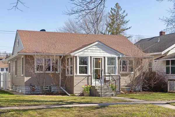 1029 Sherburne AVE, Saint Paul, MN 55104