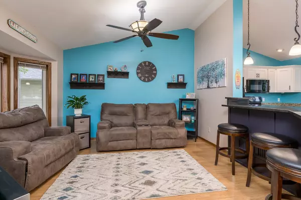 North Mankato, MN 56003,1948 Valley View DR