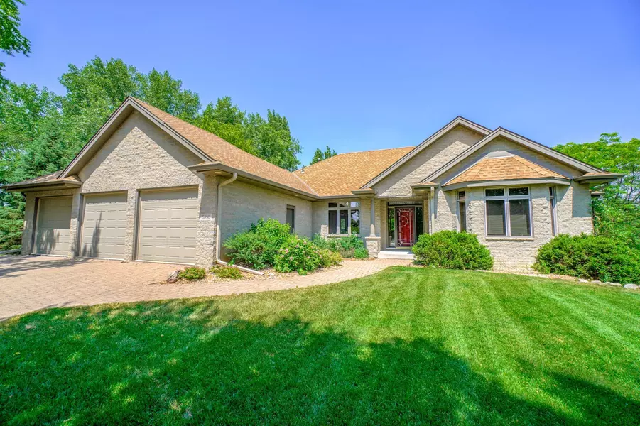 6398 Mineral PT, Lino Lakes, MN 55038