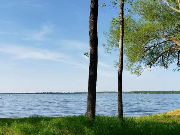 Detroit Lakes, MN 56501,123 Altavista DR