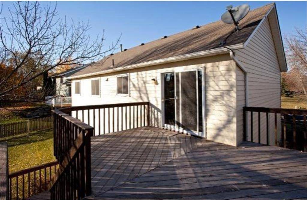 Eden Prairie, MN 55346,18809 Barrington DR