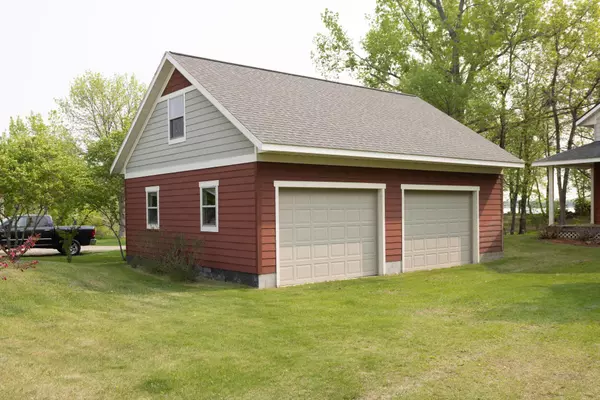 Ottertail, MN 56571,132 Lueders RD