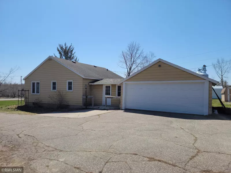 623 Main ST E, Eagle Bend, MN 56446