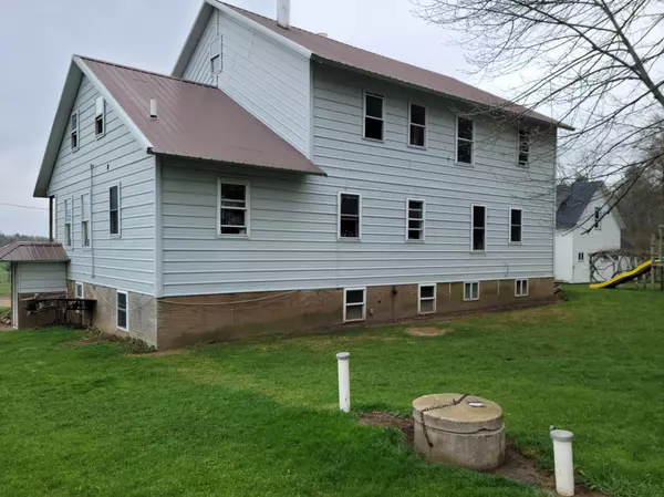 Vance Creek Twp, WI 54004,395 3rd ST