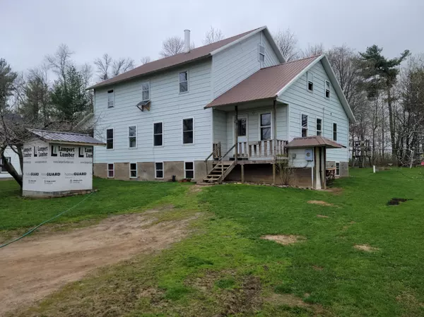 Vance Creek Twp, WI 54004,395 3rd ST