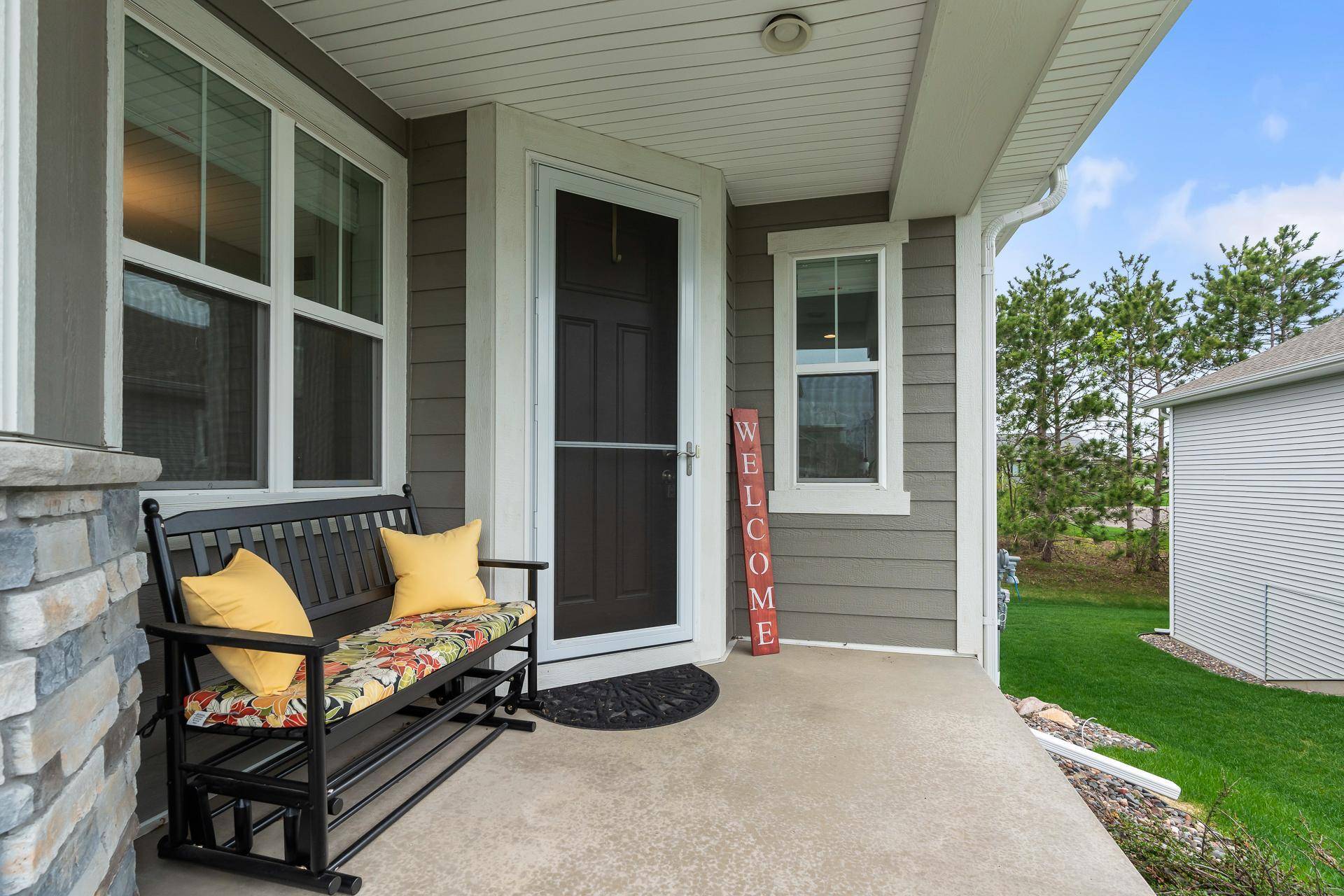 Woodbury, MN 55129,5098 Sunstream LN
