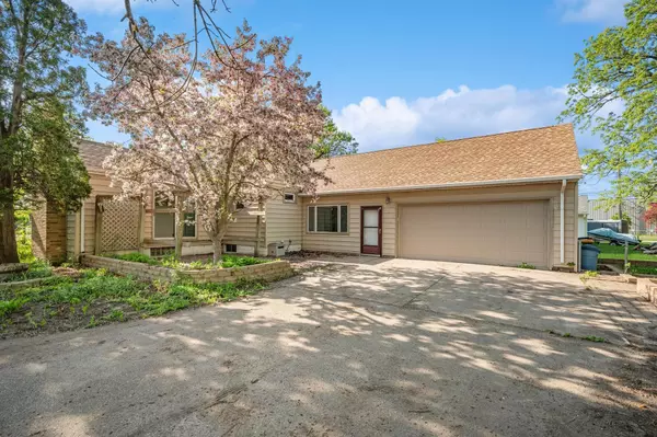 Crystal, MN 55428,6148 Lakeland AVE N