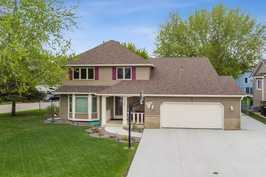 7990 Lower 147th ST W, Apple Valley, MN 55124