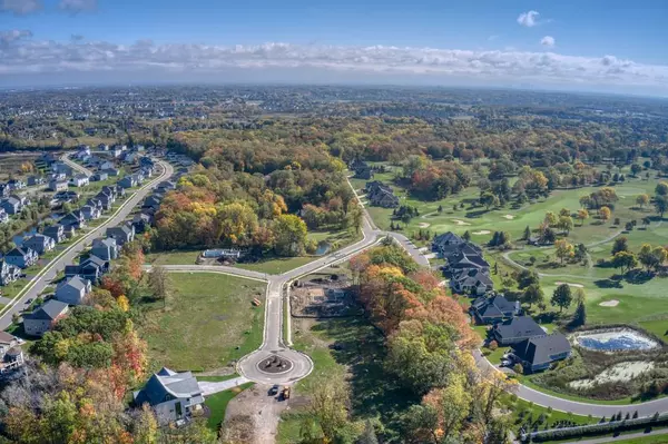 Medina, MN 55340,714 Shawnee Woods RD