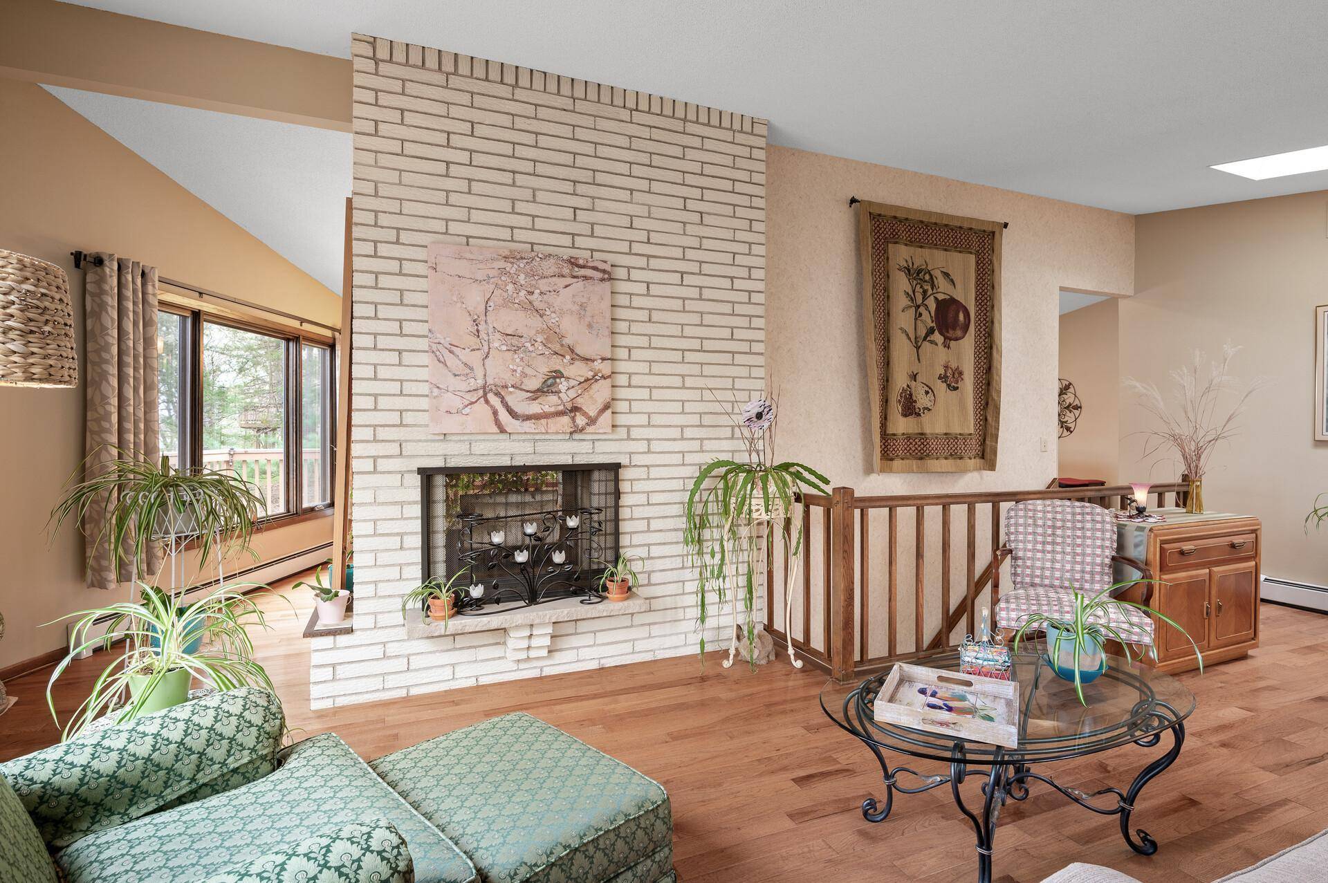 Linwood Twp, MN 55092,6147 S Linwood DR NE