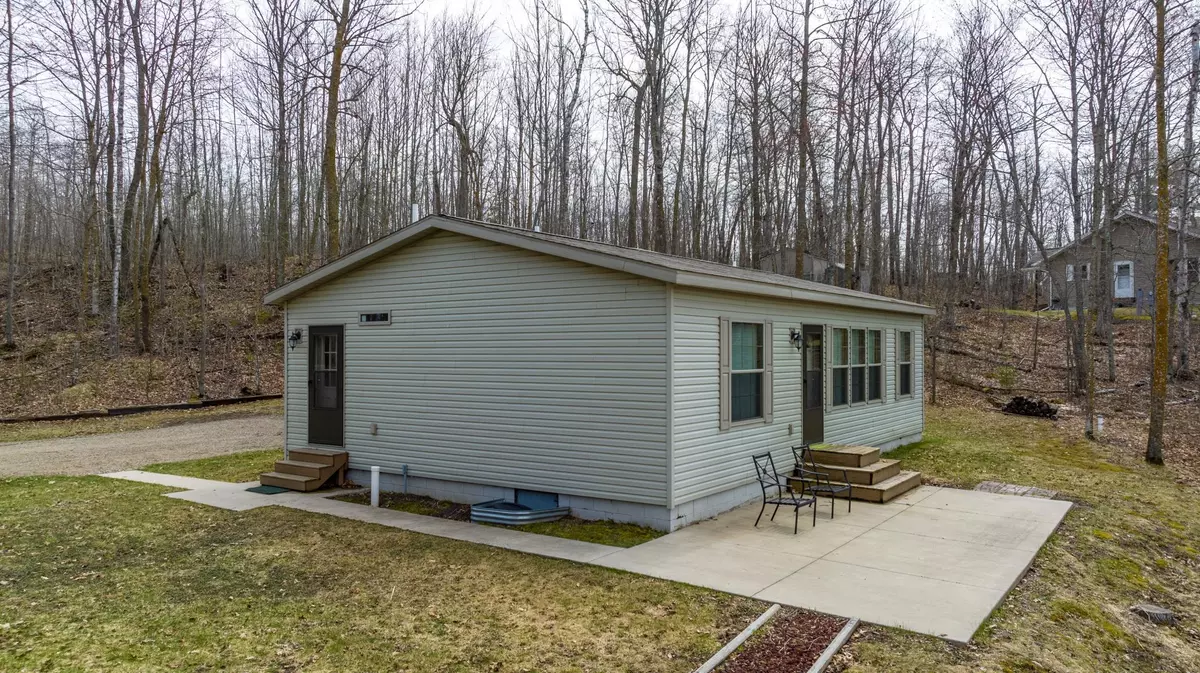Lake George, MN 56458,36285 New Melahn DR