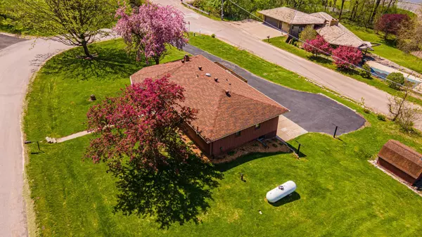 Alma Twp, WI 54610,135 Vista DR