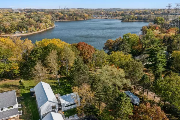 Mahtomedi, MN 55115,1474 Lincolntown AVE
